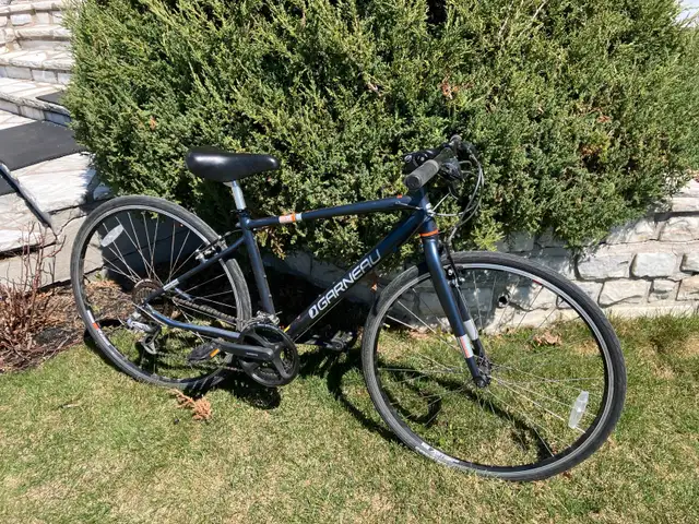 vélo Louis Garneau Small in Cruiser, Commuter & Hybrid in Longueuil / South Shore - Image 3