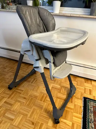 Chicco Poly Space High Chair in Great Condition, View more