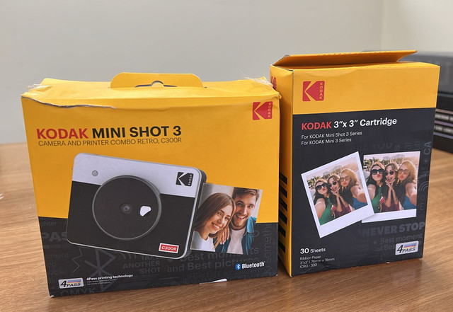 KODAK Mini Shot 3 Retro 4PASS 2-in-1 Instant Camera and Photo Pr in Cameras & Camcorders in Mississauga / Peel Region - Image 2