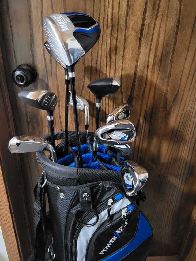 Golf clubs in Golf in Lethbridge