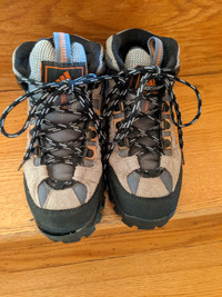 Women's Adidas hiking boots, size 5 1/2