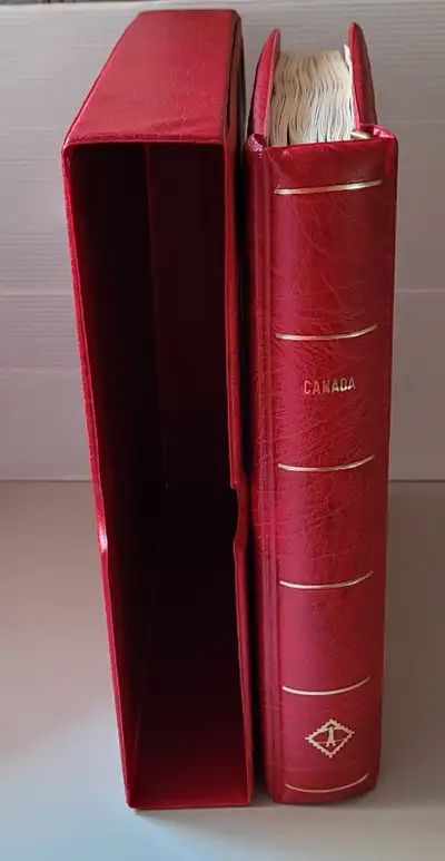 Lighthouse Canada Hingelesss Stamp Album - Red Volume - 1851 - 1985