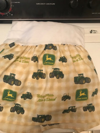 John Deere Double Size Bedskirt 