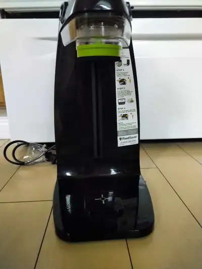 FoodSaver Fresh Food vacuum sealer Preservation System>> Shediac, View more