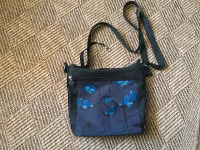 Sacoche / sac à main /sac JAK’S comme neuve in Women's - Bags & Wallets in Saint-Hyacinthe - Image 2
