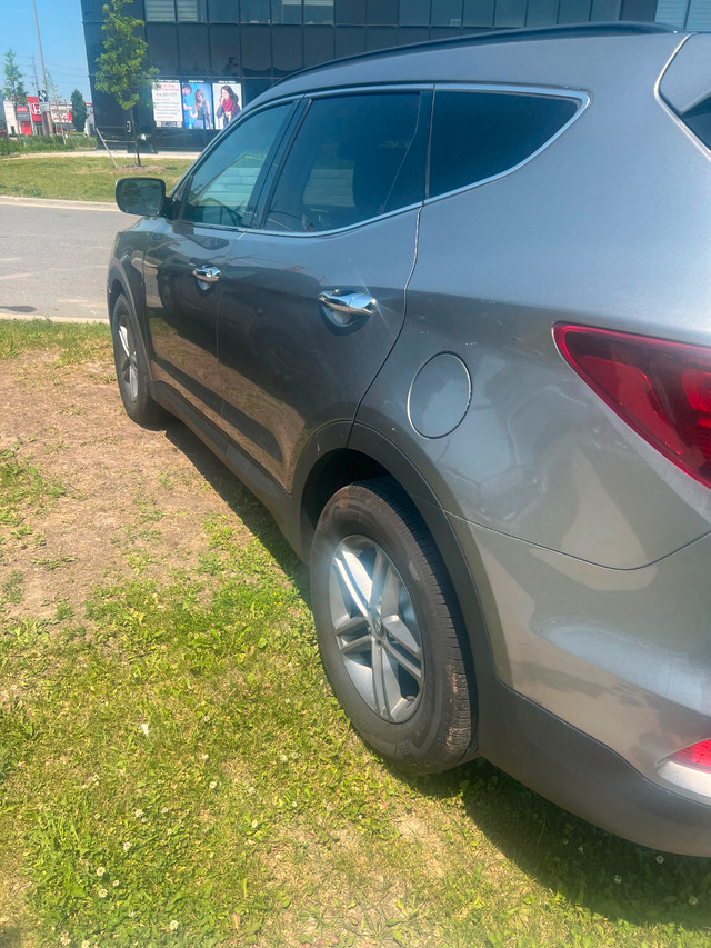 2018 HYUNDAI SANTAFE 5 Seat Luxury in Cars & Trucks in City of Toronto - Image 3