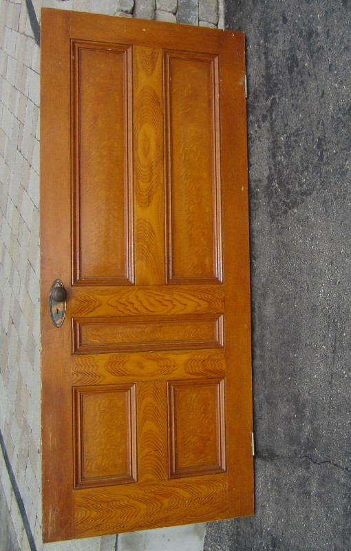 ANTIQUE SOLID WOOD DOOR in Windows, Doors & Trim in Kingston - Image 2