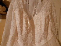 Wedding Dress *new*