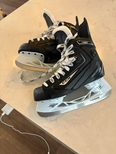 Like new ccm skates 4.5EE pumps , View more