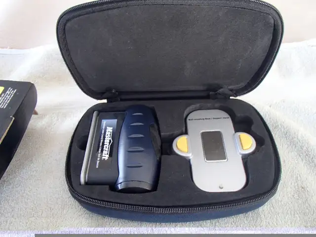 Mastercraft Hawkeye Laser Level in Hand Tools in Sarnia - Image 4