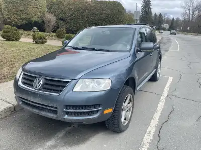Volkswagen Touareg 2004 pour pieces, même plateforme que Porsche Cayenne, bon moteur, transmission r...