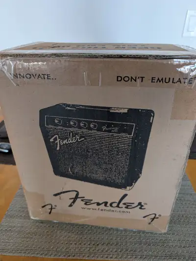 New Fender Frontman 10G amp, View more