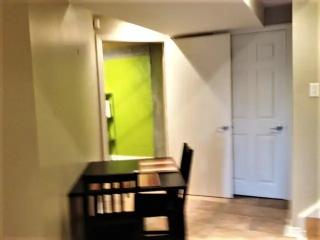 WALKOUT BASEMENT apartment. in Long Term Rentals in Mississauga / Peel Region - Image 5
