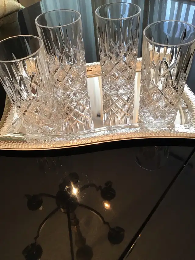 Lovely collection  of Crystal glasses  in Kitchen & Dining Wares in City of Montréal - Image 2
