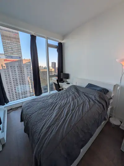 Luxury 1 bedroom apartment on the 32nd floor with a balcony. The apartment is located across the str...