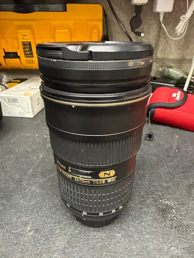 Nikon 24-70mm f/2.8 ED, View more