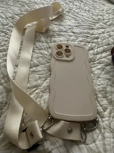 Iphone 14 pro max, 4 cases never been used .