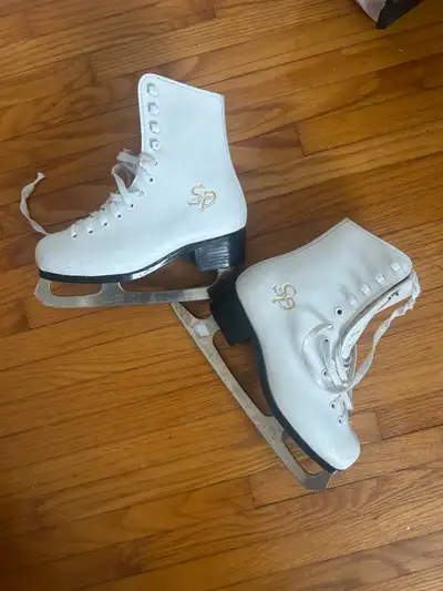 skates size 3, View more