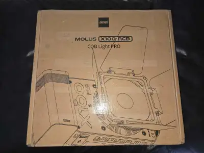 ZHIYUN MOLUS X100 RGB PRO, View more