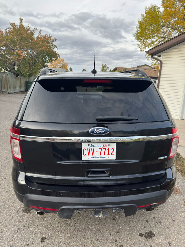 2015 FORD EXPLORER in Cars & Trucks in Calgary - Image 4