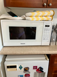 Modern Looking Microwave