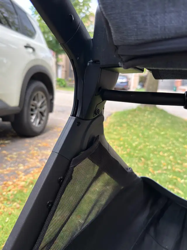 NUNA Baby stroller in Strollers, Carriers & Car Seats in Markham / York Region - Image 6