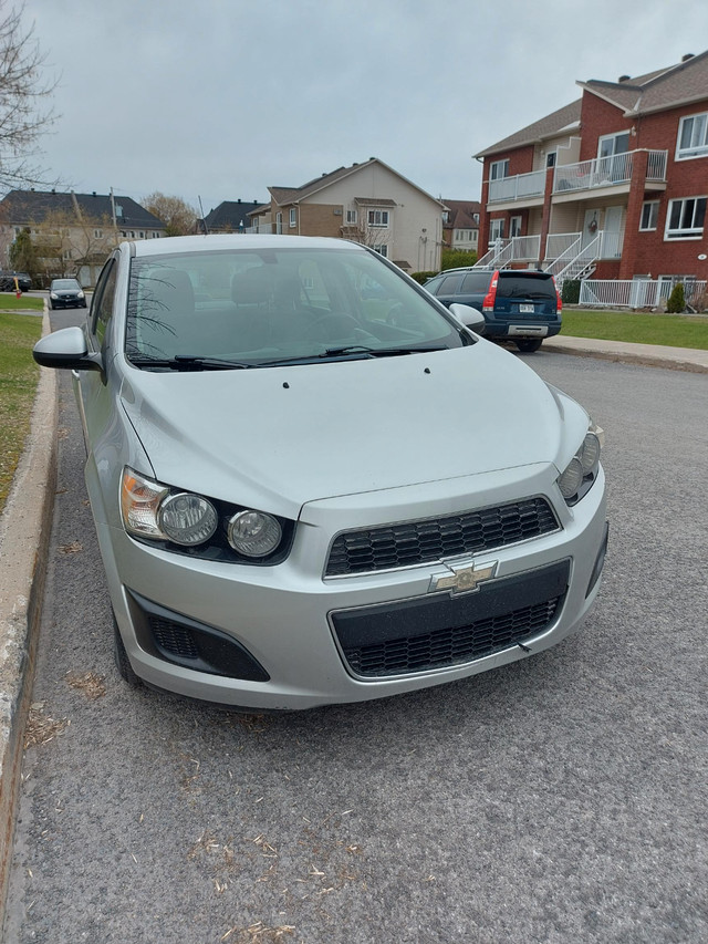 2014 Chevrolet Sonic in Cars & Trucks in Gatineau - Image 4