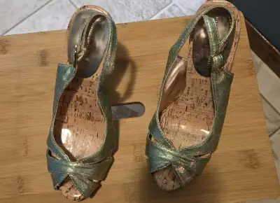 Roberto Vianni Irredecent New heels, View more