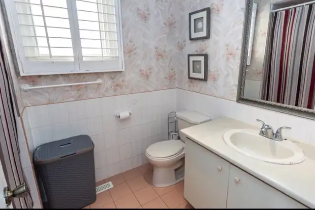 Room for rent  in Room Rentals & Roommates in Mississauga / Peel Region - Image 10