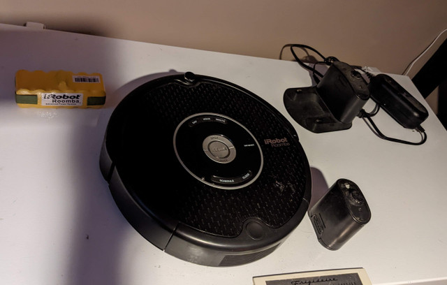 Roomba Vacuum in Vacuums in Mississauga / Peel Region