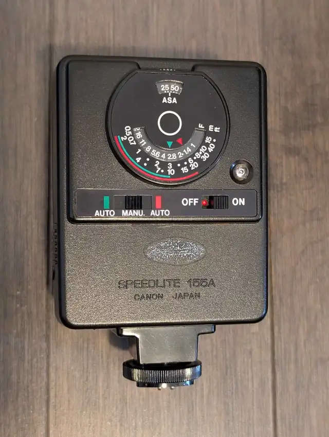 Canon 155A Speedlight Flash with Case64840222167554121