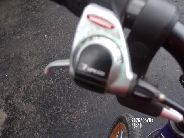 velo demarque raleigh in Road in Laval / North Shore - Image 5