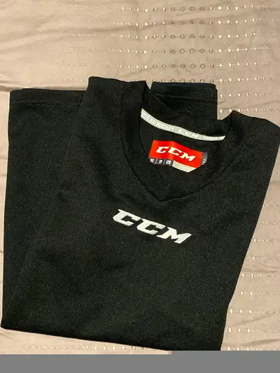 CCM Junior Quicklite practice jersey 1small extra small, View more
