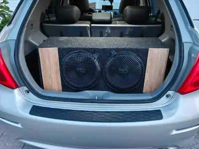 American Legacy 1200W Amp with subwoofer box. I'm not sure about the size of the subwoofers but they...