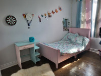 Bed room set for girls