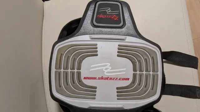 Skate ZZ in Skates & Blades in Laval / North Shore - Image 3