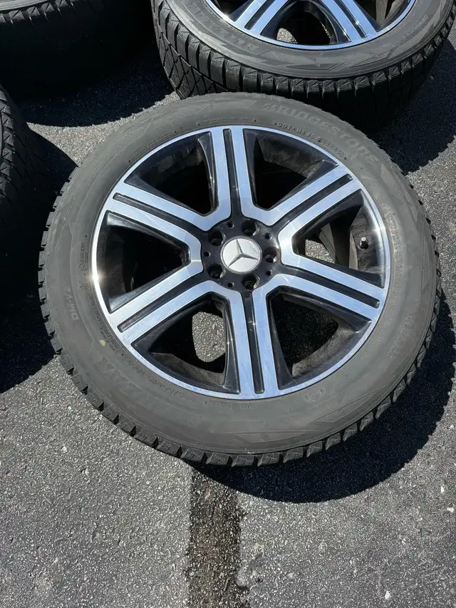 Mercedes OEM GLC rims  with Bridgestone winter tires 235/55/19 in Tires & Rims in City of Toronto - Image 3