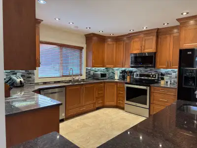 Furnished two bedroom suite located in Summerland BC, with gourmet kitchen, granite countertops, hig...