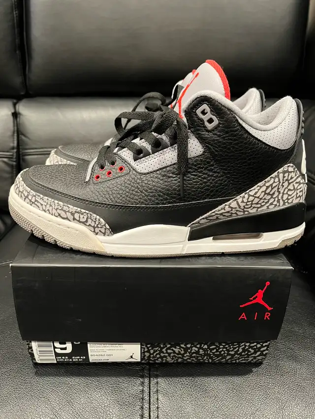 Air Jordan 3 Retro • Black Cement (2018) • Size 9.5 in Men's Shoes in City of Toronto - Image 2