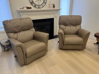 2 genuine leather lazyboy recliners 