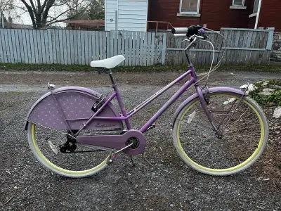 Huffy Supreme Cruiser Bike 700cc, View more