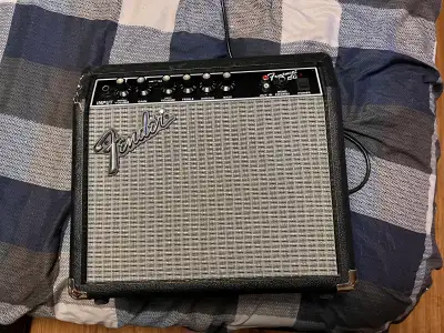 Fender Frontman 15G, View more