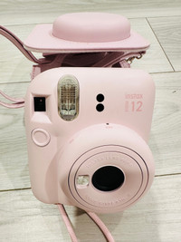 Fujifilm Instax Mini 12 Instant Camera with bag- Blossom Pink