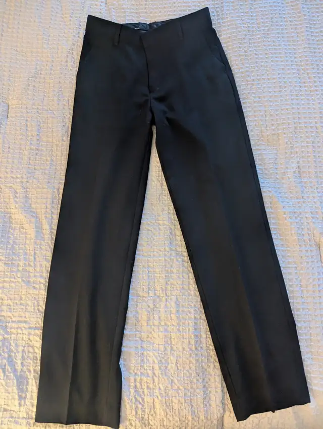 Calvin Klein Pantalon - Suit Pants for boys in Kids & Youth in Laval / North Shore - Image 2