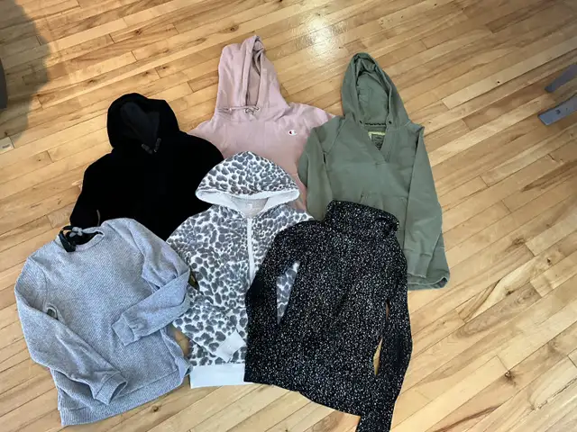 Liquidation vêtements Hiver fille 12 ans in Kids & Youth in Longueuil / South Shore - Image 2