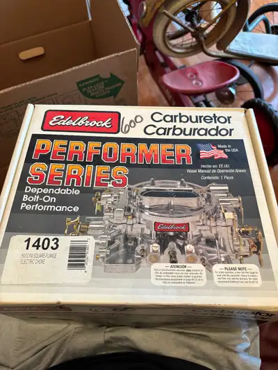 Edelbrock 4 barrel, part number 1403. Probably needs a rebuild, was previously used but in good shap...