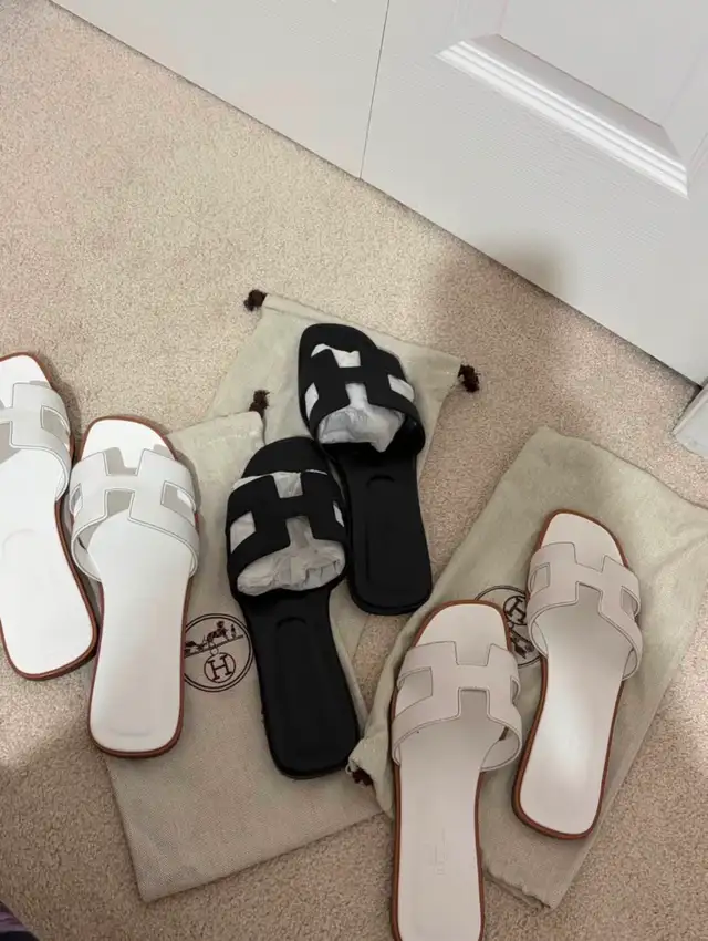 Women H Sandals in Women's - Shoes in Edmonton - Image 2