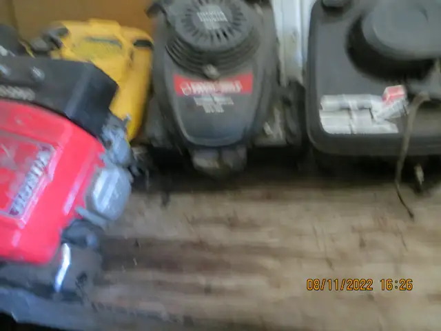 moteur de tondeuse in Lawnmowers & Leaf Blowers in Longueuil / South Shore - Image 4