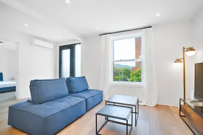 Mile End 4 1/2 Furnished Apartment For Rent