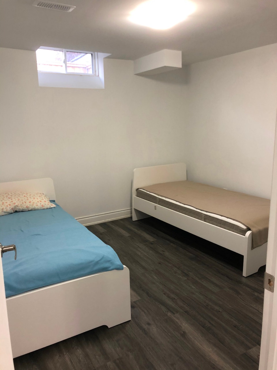 Brampton 2 Bedroom Legal Basement Apartment - 1st Oct 5